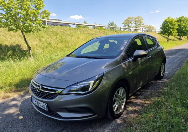 lubartów Opel Astra cena 44800 przebieg: 169000, rok produkcji 2016 z Lubartów